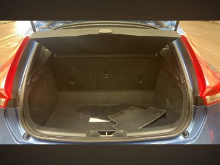 /photos/11909/33e37952-bec9-c197-6a77-4e877210d77b_i320x240.jpg